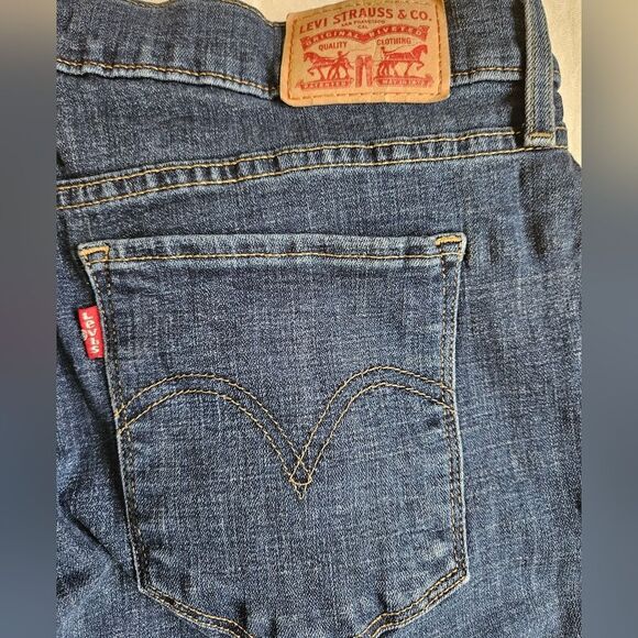 Levi's Jeans Women’s 32 (34x29) Blue Classic Straight Leg Mid Rise Western GUC - Picture 9 of 9